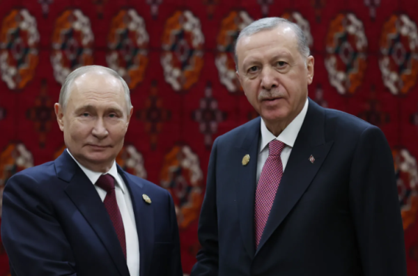 配资平台app下载 土俄领导人被曝已讨论S-400系统“退货”问题，克宫回应